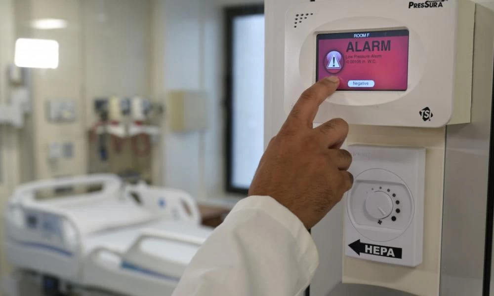 Σκόπια: «Παιχνίδι» αισχροκέρδειας -Μέχρι και 15.000 ευρώ η νοσηλεία κορονοϊού σε ιδιωτικές κλίνες